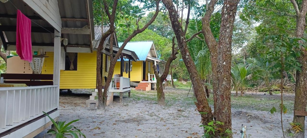 Hotel Baan Suan Kayoo 1 Long Beach Aow Yai à Koh Phayam Extérieur photo